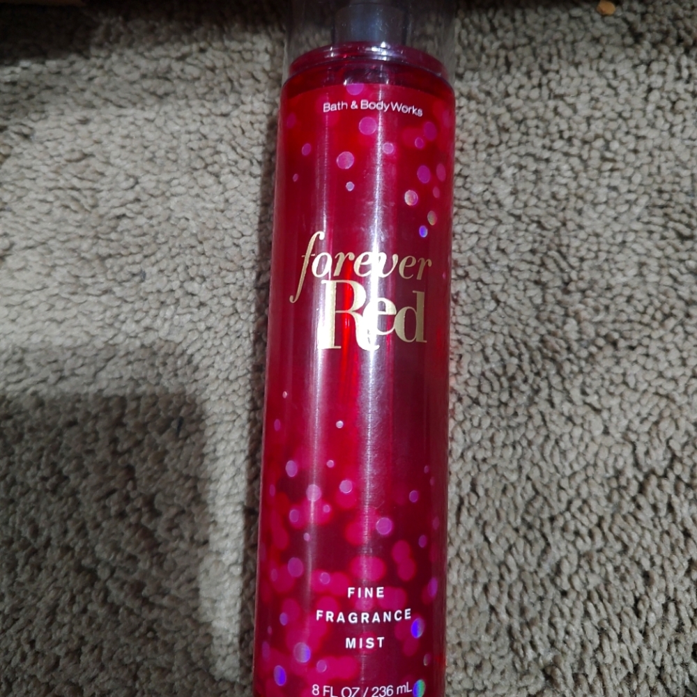 Bath and Body Works Forever Red